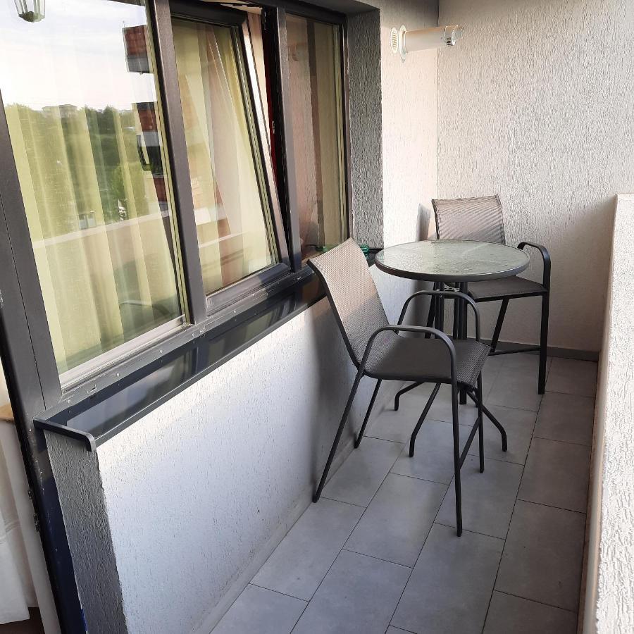 Ferienwohnung Studio Adela Iasi Exterior foto