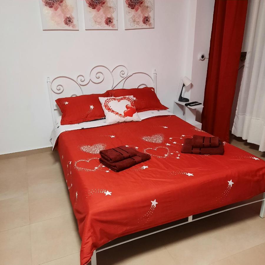Ferienwohnung Studio Adela Iasi Exterior foto